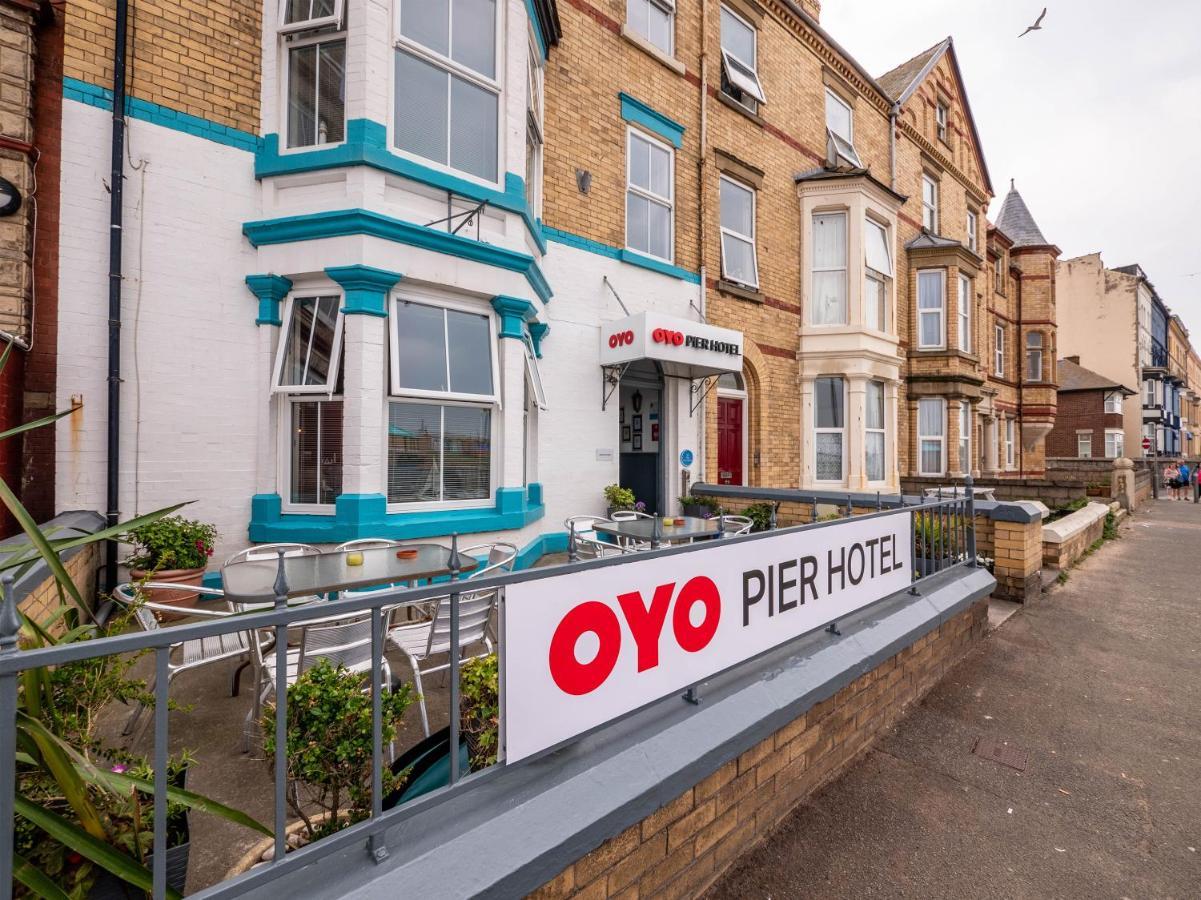 Oyo Pier Hotel Rhyl Esterno foto